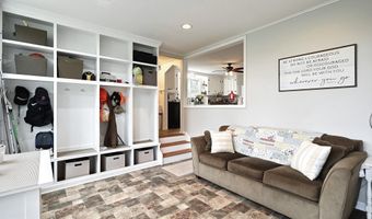 6927 YORK Rd, Abbottstown, PA 17301