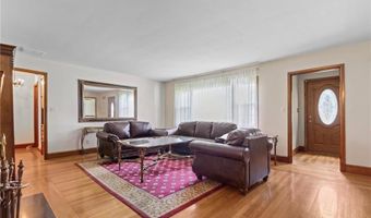 963 Hartford Ave, Johnston, RI 02919