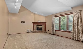 2312 Northgate Blvd, Auburn, IN 46706