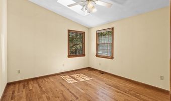 886 Weaver Hill Rd, Coventry, RI 02816