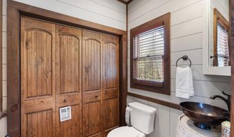 496 Silver Creek Rd, Blue Ridge, GA 30513