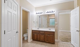 5712 Heritage Heights Dr, Benton, AR 72019