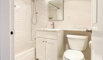9 Hawthorne Place 11J, Boston, MA 02114