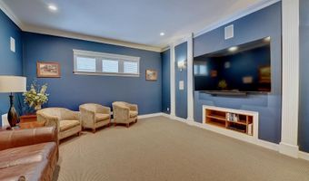 100 Shepards Cove Rd H301, Kittery, ME 03904