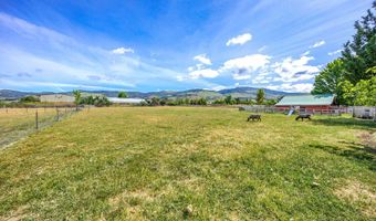 451 E Ashland Ln, Ashland, OR 97520