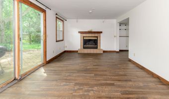6817 Putnam Rd, Madison, WI 53711