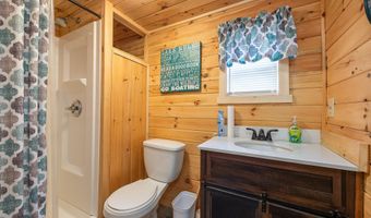 333 Smithfield Rd, Belgrade, ME 04917
