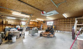 1526 Needmore Rd, Albertville, AL 35950