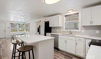 820 E Elgin St, Caldwell, ID 83605