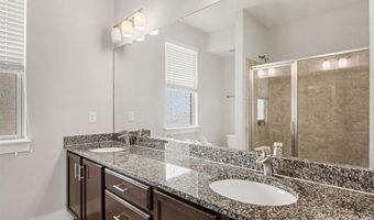 951 Warren Burgess Ln, Charlotte, NC 28205