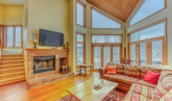 254 Crawford Ridge Rd 3, Carroll, NH 03575