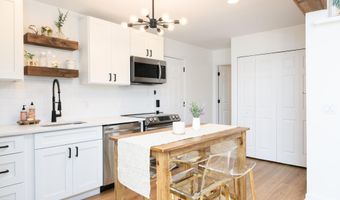 96 1st Ave, Atlantic Highlands, NJ 07716