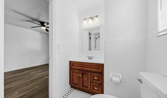 1927 MAIN St, Atlantic Beach, FL 32233