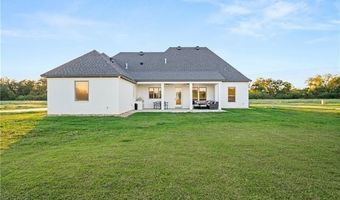 3042 BAYOU FIELDS Dr, Alexandria, LA 71303