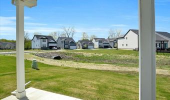 27621 Maryjane Ln E, Chesterfield, MI 48047