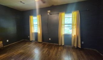 7041 Hancock Dr, Bay St. Louis, MS 39520