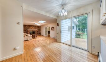 126 Grand View Ter, Brooklyn, CT 06234