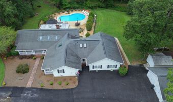 1307 Floyd Spgs, Armuchee, GA 30105