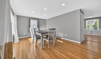 140 Promenade St, Barrington, RI 02806