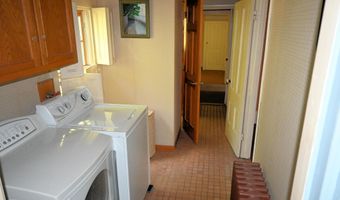 151 Kenduskeag Ave, Bangor, ME 04401