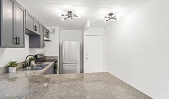 111 KAHULUI BEACH Rd C114, Kahului, HI 96732