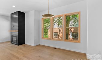 35 Grindstaff Dr, Asheville, NC 28803