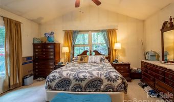 8 Westward Way, Bakersville, NC 28705