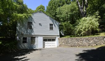 39 Taylor Rd, Bethel, CT 06801