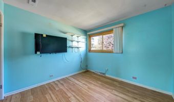 445 S Yale Ave, Addison, IL 60101