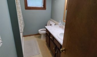 28 Cedar Ln, Cambridge, VT 05464