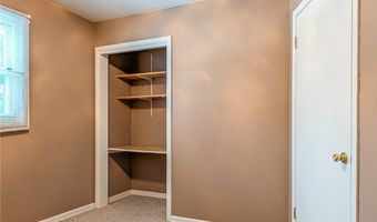 2660 Conrad Ave, Akron, OH 44314