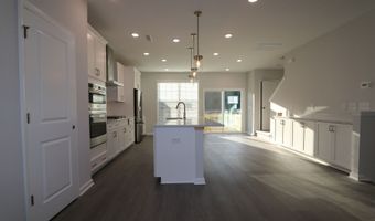 10013 Secluded Garden Dr, Apex, NC 27523