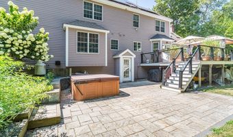 88 Drumlin Hill Rd, Bolton, MA 01740