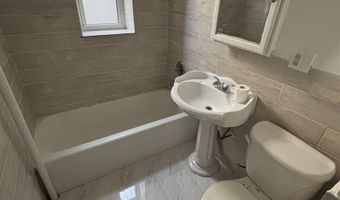 573 AVENUE E 3, Bayonne, NJ 07002