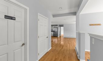 9 Hounds Way, Bath, ME 04530