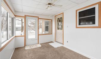 611 11th St SW, Austin, MN 55912