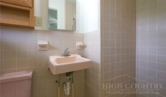 2853 Broadstone Rd, Banner Elk, NC 28604
