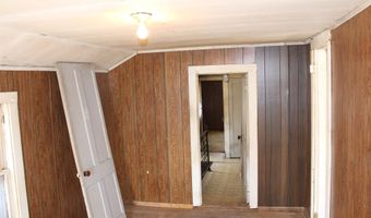 109 Evergreen Dr, Bennington, VT 05201