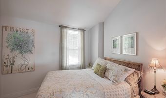 3956 S Turkeyfoot Rd, Akron, OH 44319