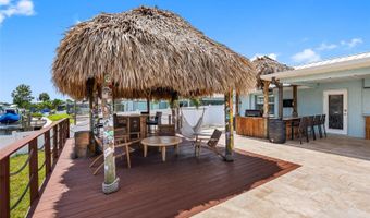 725 FLAMINGO Dr, Apollo Beach, FL 33572