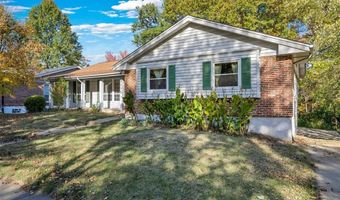 1115 Dutch Mill Dr, Ballwin, MO 63011
