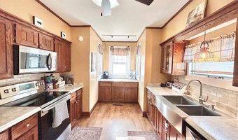 106 E Walnut St, Akron, IN 46910