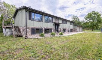 29594 472nd Ave, Beresford, SD 57004