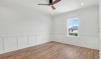 5011 Tennessee St, Bay St. Louis, MS 39520