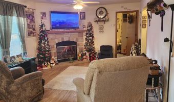1015 W 4th St, Bicknell, IN 47512