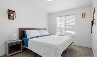 447 Sydney, Ammon, ID 83401