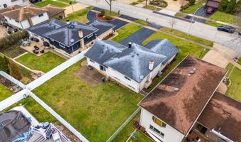 1124 N Anvil Ct, Addison, IL 60101