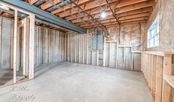 3260 Nottingham Dr, Algonquin, IL 60102