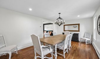 14 Cedrus Ct, Branford, CT 06405