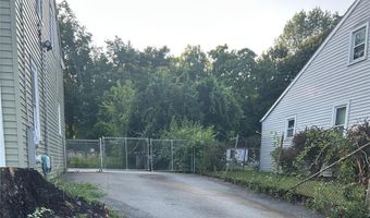 30 Harris St, Coventry, RI 02816